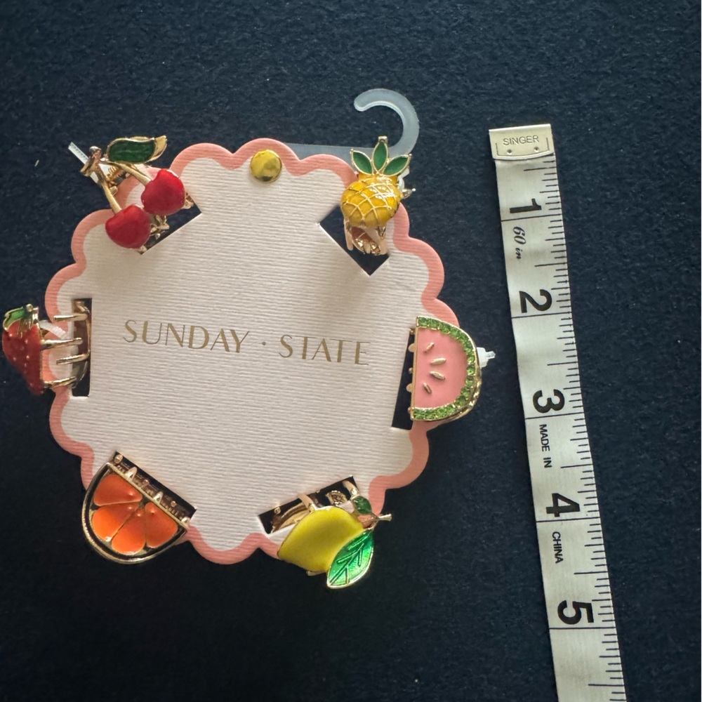 Colorful Fruit Hair Clips Set of 6 🍒 🍍🍋🍉🍊 🍓Pretty and practical too-fun 2 share! - Picture 3 of 7